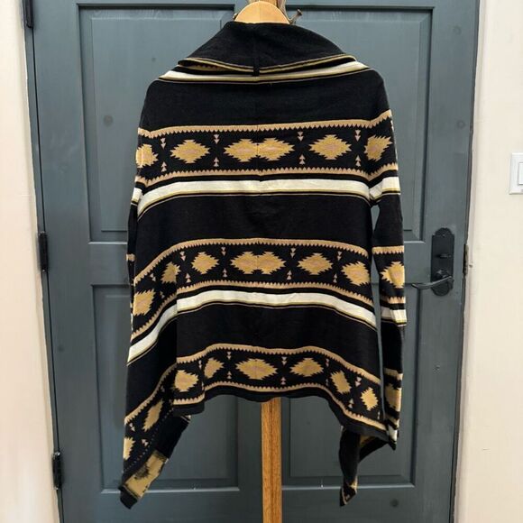 Forever 21 Open-front cardigan southwest pattern gold and dark gray - Picture 2 of 4